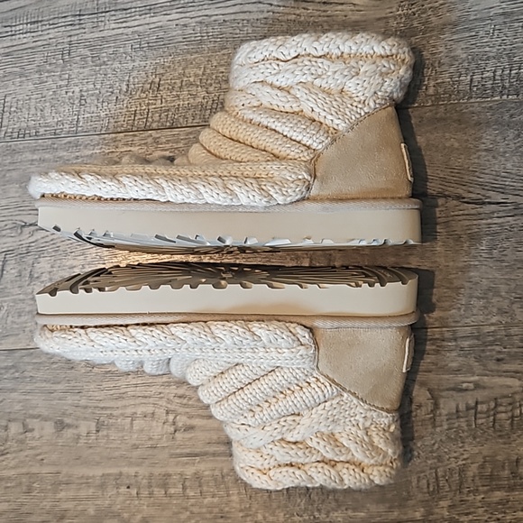 Ugg Classic Mini Chunky Knit Boot Women's Size 5 Brand New Without Tags - Picture 6 of 8